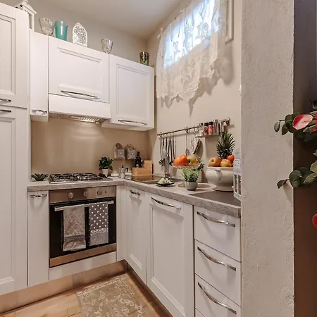 With A Romantic Terrace Apartman Lucca