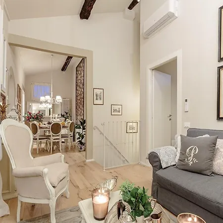 With A Romantic Terrace Apartman